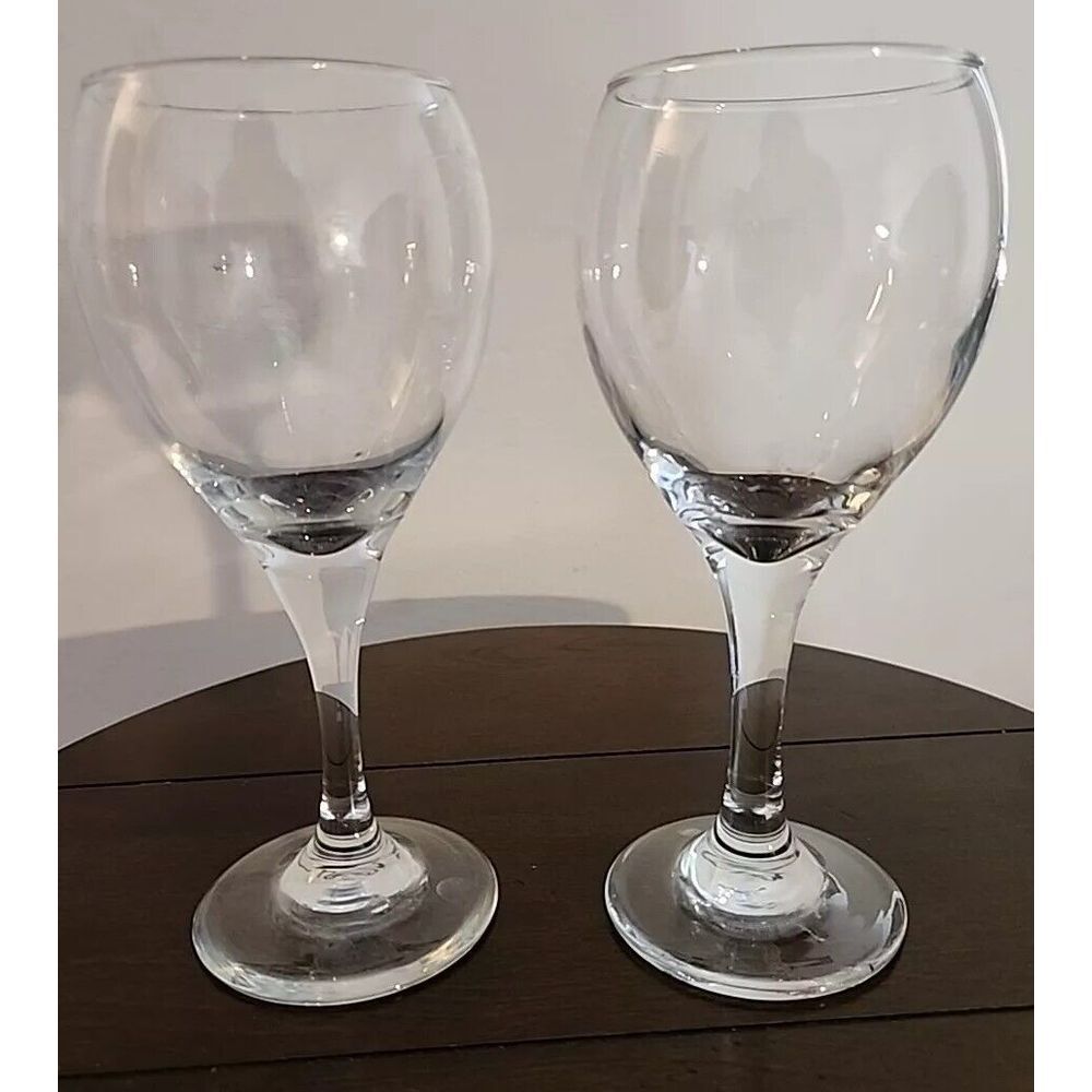 Set Of 2 Water/Wine Goblets Glass